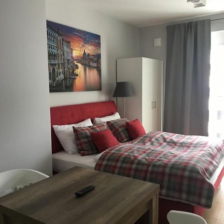 Premium Apartment Muenchen Messe Екстериор снимка